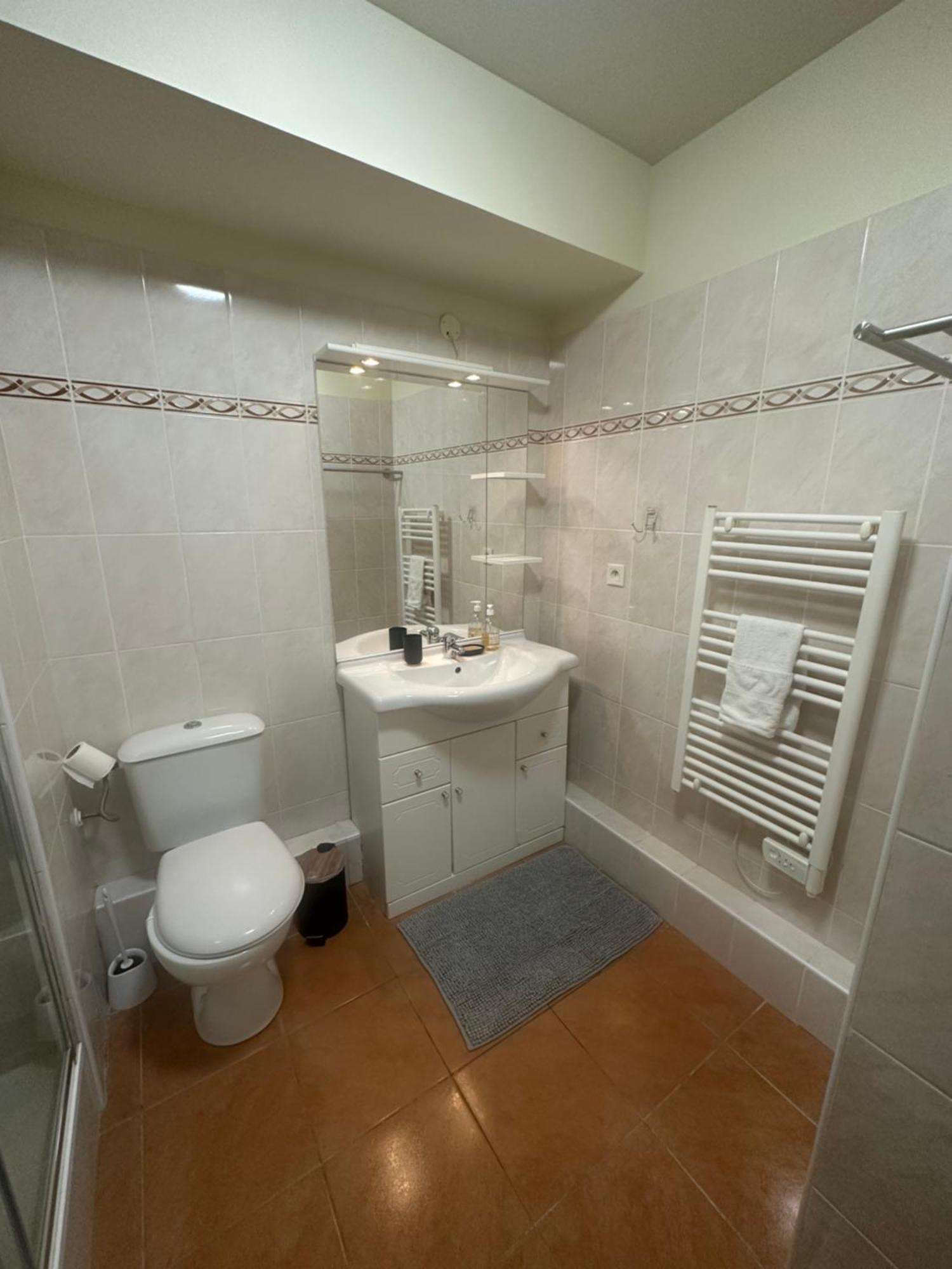Bel appartement T2 aux portes de Monaco+parking Beausoleil Extérieur photo